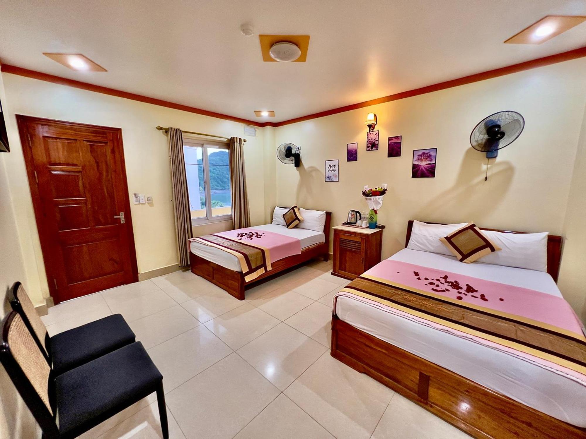 Manh Vuong Hotel Catba Dong Khe Sau Dış mekan fotoğraf