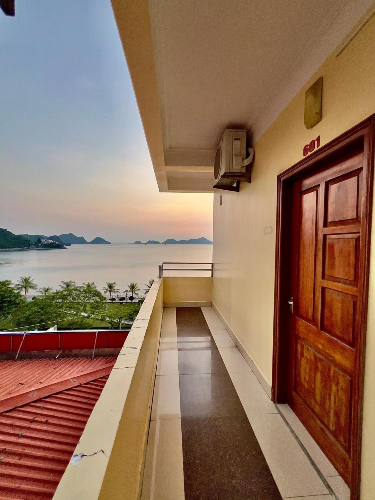 Manh Vuong Hotel Catba Dong Khe Sau Dış mekan fotoğraf