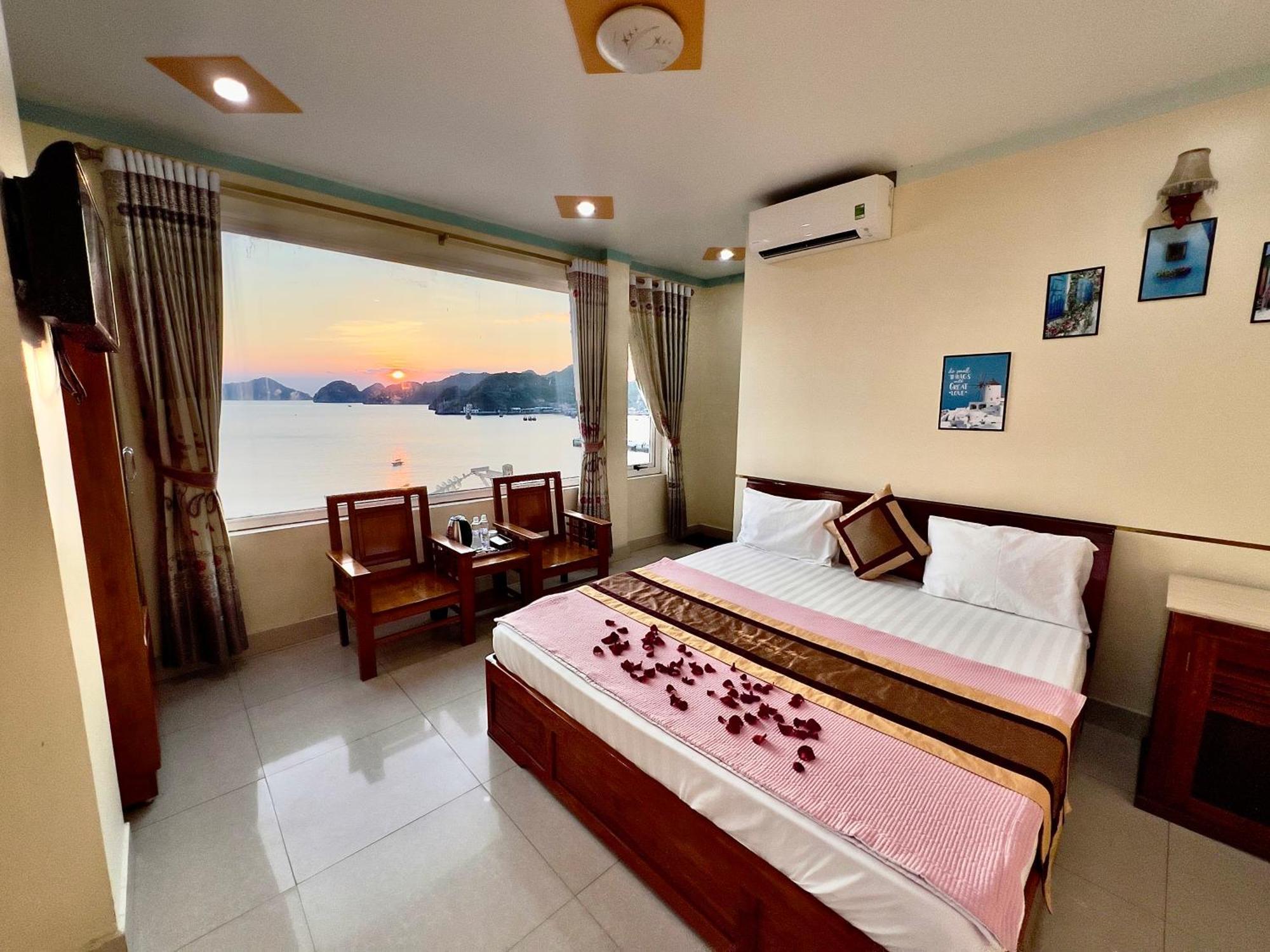 Manh Vuong Hotel Catba Dong Khe Sau Dış mekan fotoğraf