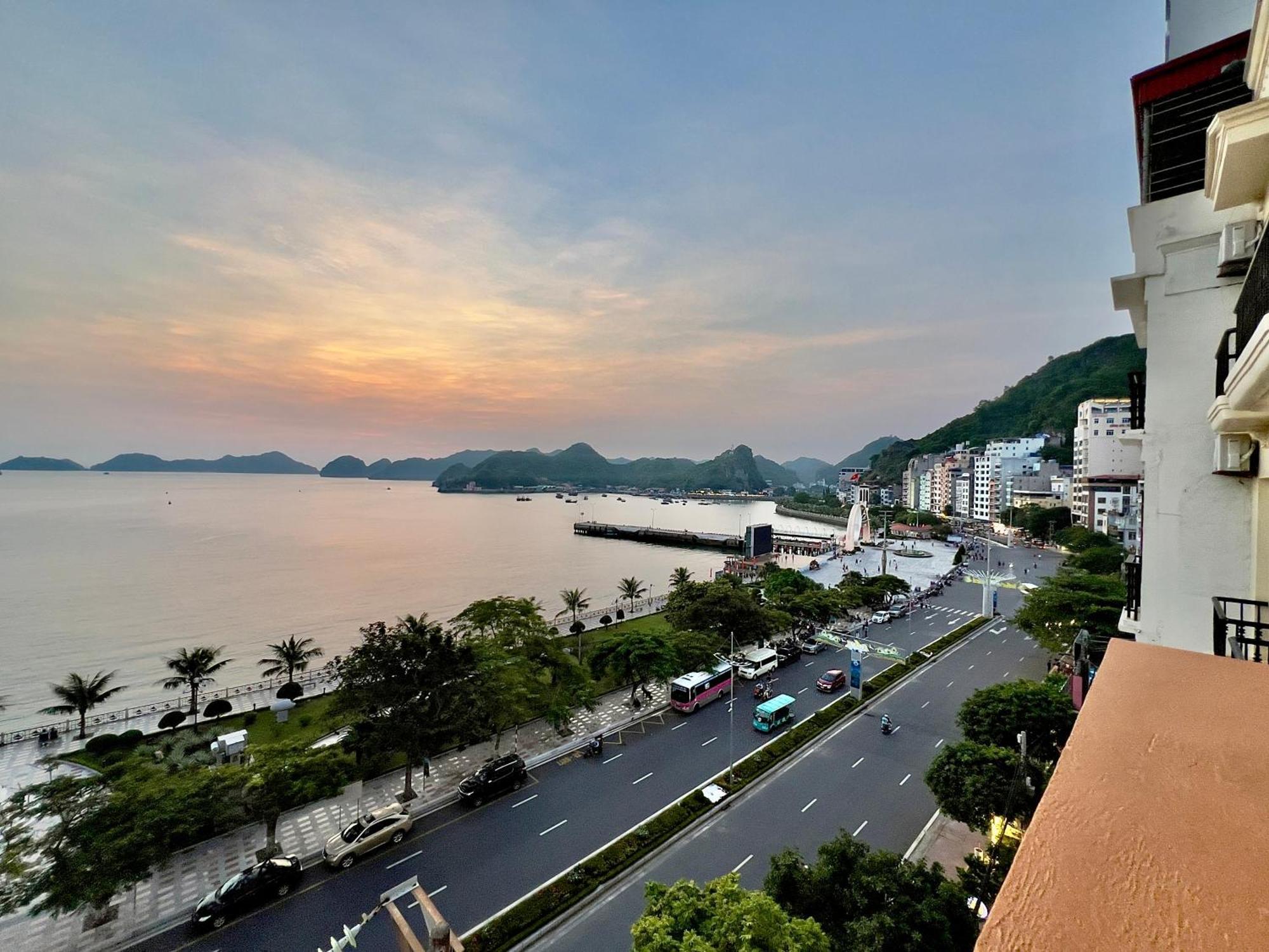 Manh Vuong Hotel Catba Dong Khe Sau Dış mekan fotoğraf